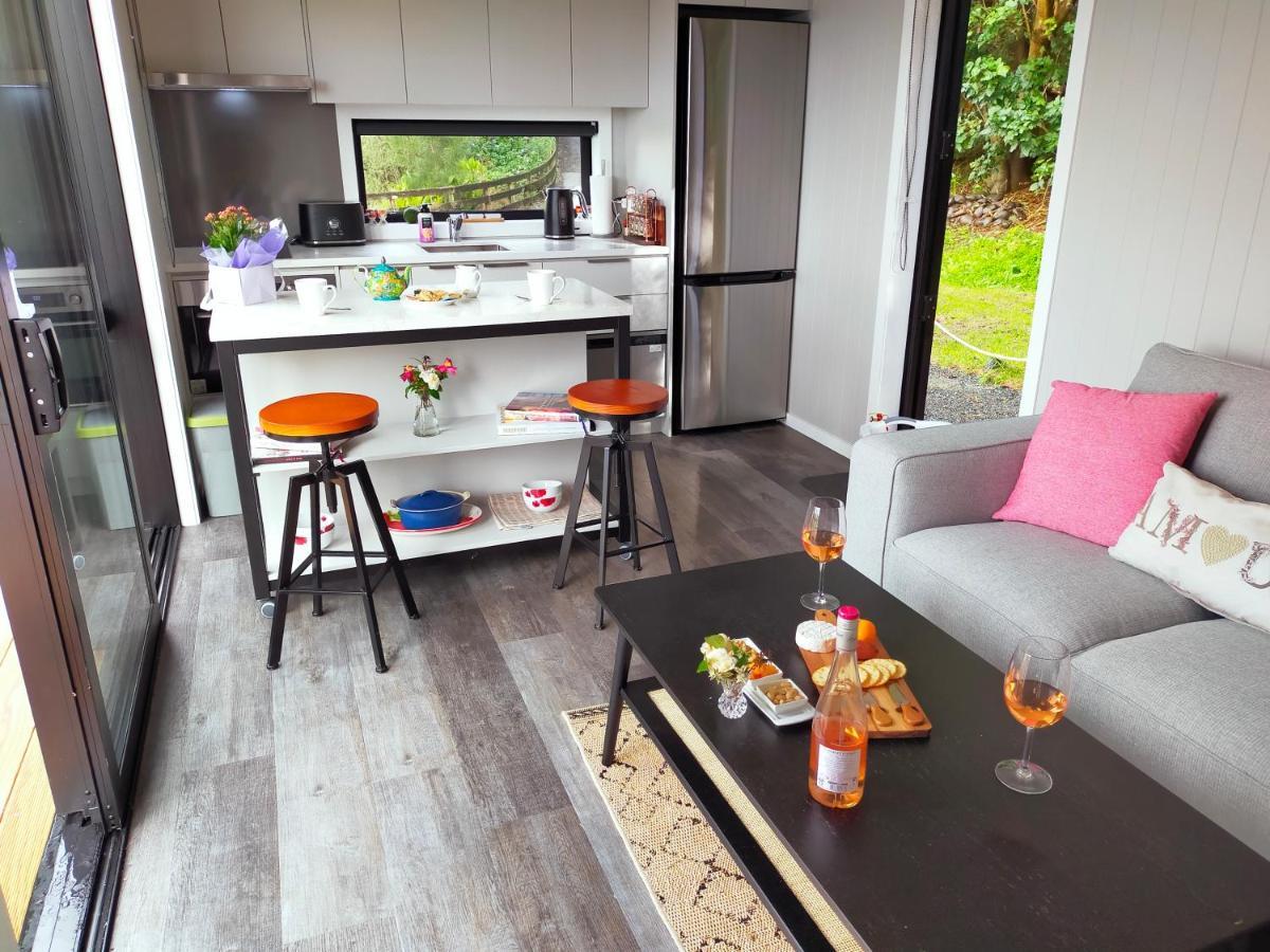 Secluded, Private Rural Retreat Mins From Warkworth -"Avondale" Minihouse Villa Exteriör bild