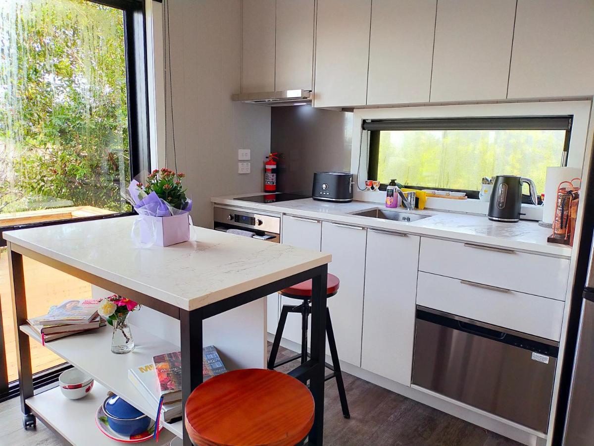 Secluded, Private Rural Retreat Mins From Warkworth -"Avondale" Minihouse Villa Exteriör bild